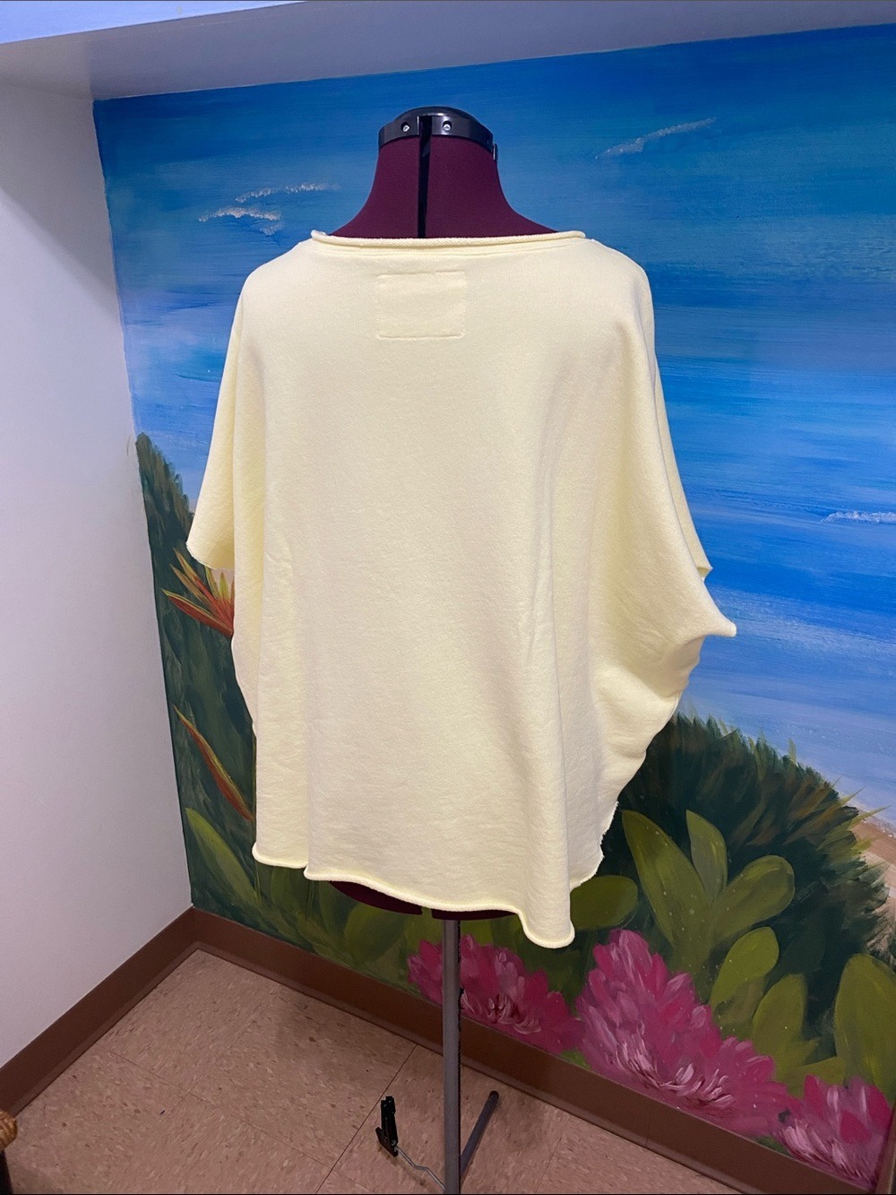 Frank & Eileen Pale Yellow Relaxed Boatneck Sweatshirt - Picture 4 of 7